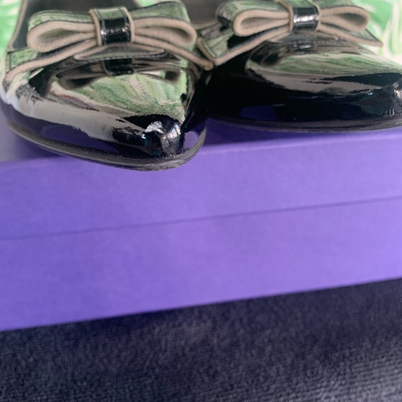 Stuart Weitzman patent loafers size 9 - Picture 3 of 11